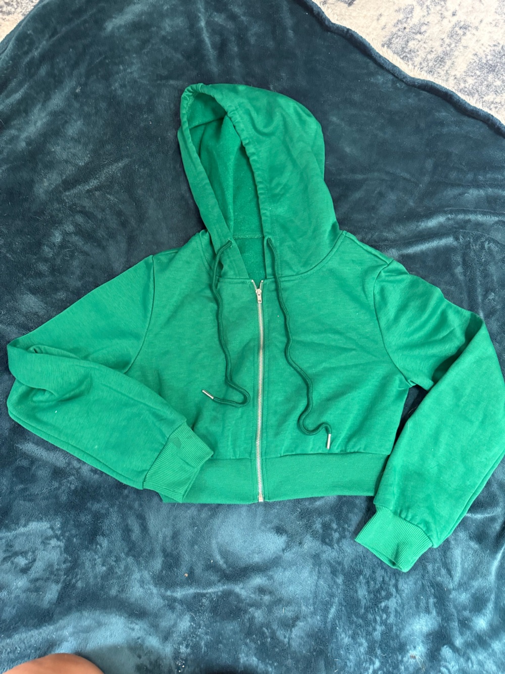 SHEIN Green Cropped Zip-Up Hoodie for Kids